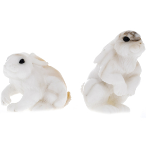 Sculptures made of anhydrite "A couple of bunnies"